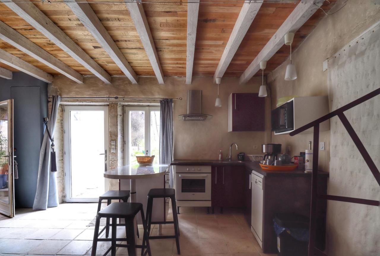 Troglodyte Loft 2 Daire Thoré-la-Rochette Dış mekan fotoğraf